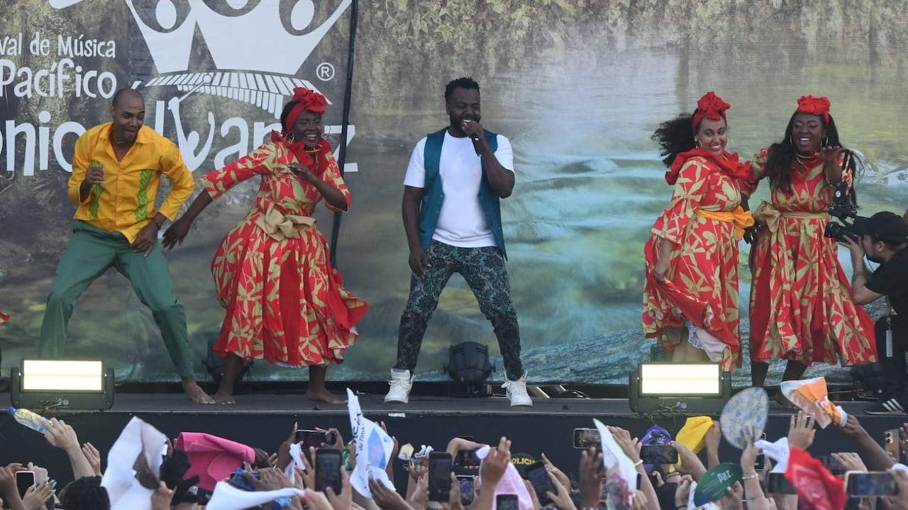 La agrupación Herencia de Timbiquí se presenta este 19 de agosto en el Festival Petronio Álvarez 2024.
José Luis Guzmán / El País